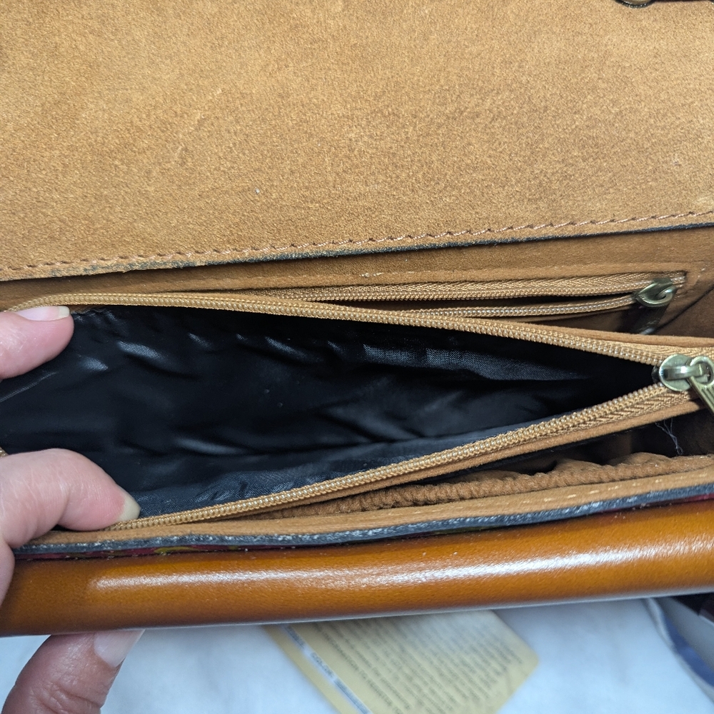 Patricia Nash Bougainvilleas Along The Coast Floral Leather Crossbody Bag - Picture 10 of 16